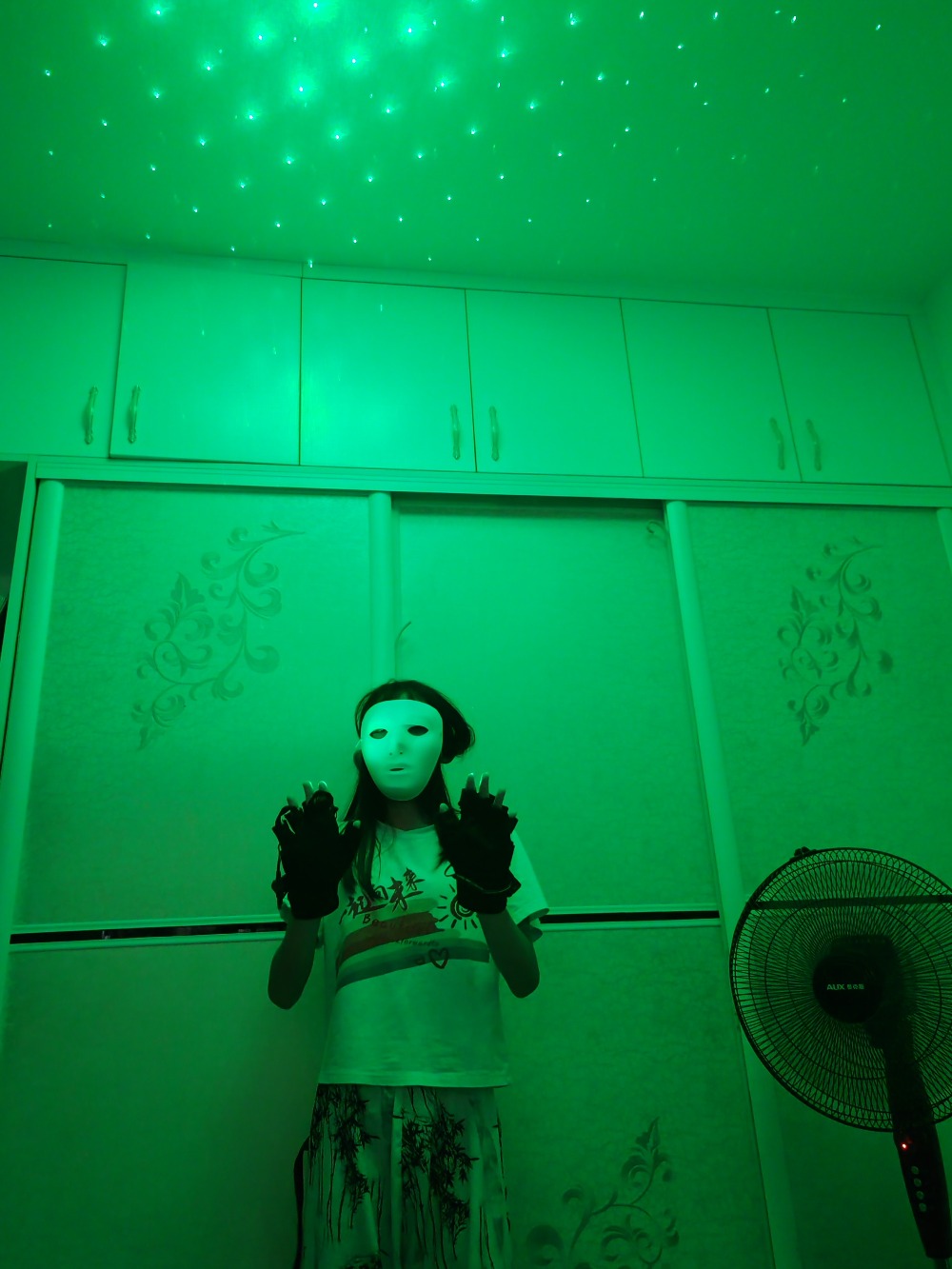 Guantes láser verdes, vestido  - Led Gloves Music reseña y precio
